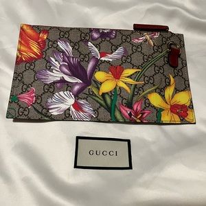 Floral Gucci Pouch